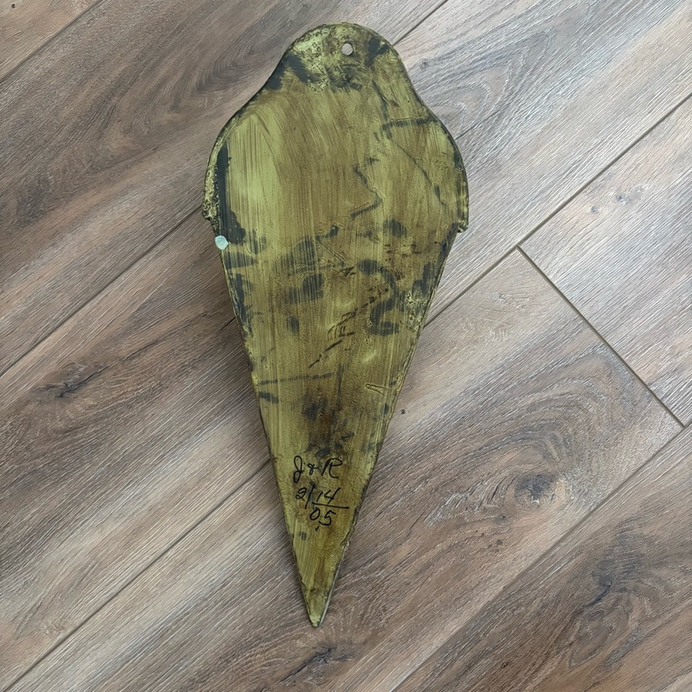 Tin Distressed Look Cone Shaped Wall Pocket Planter - Pineapple Embossed - Picture 7 of 7